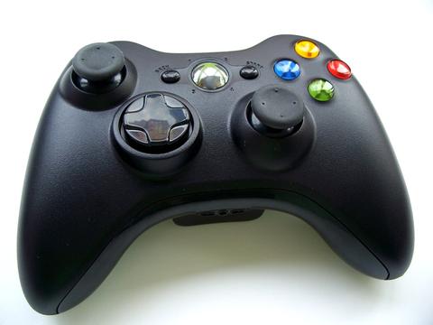 /galleries/xbox/controller-main.thumbnail.jpg